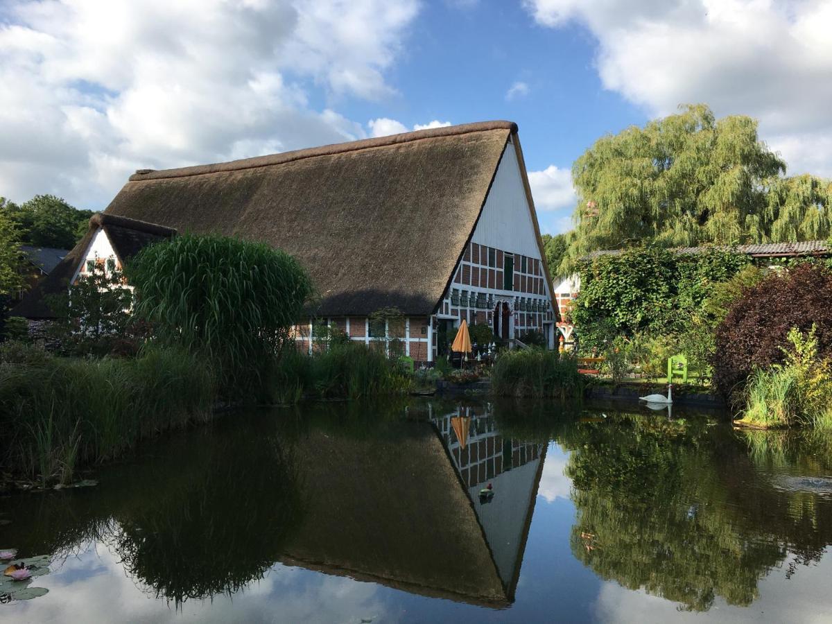 Hotel Taubenhof - Gut Cadenberge Zewnętrze zdjęcie