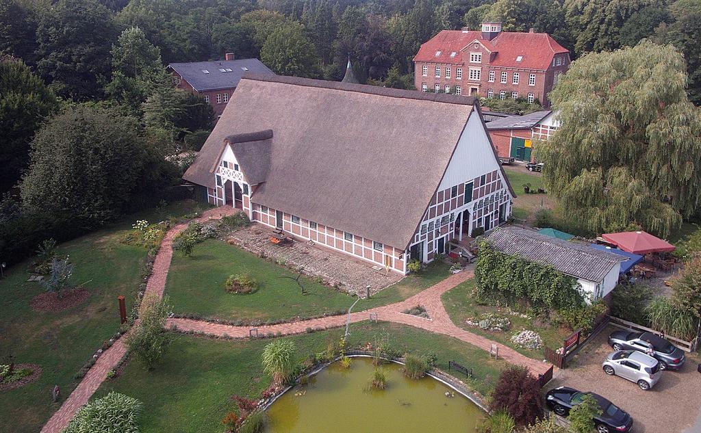 Hotel Taubenhof - Gut Cadenberge Zewnętrze zdjęcie